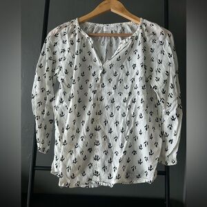 Velvet by Graham & Spencer white with black pattern peasant blouse